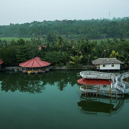 Mango Meadows Hotel Kottayam Exterior foto