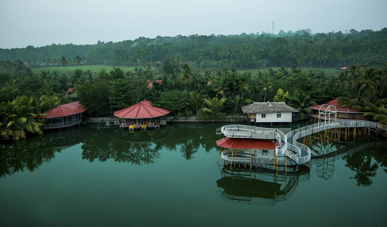 Mango Meadows Hotel Kottayam Exterior foto
