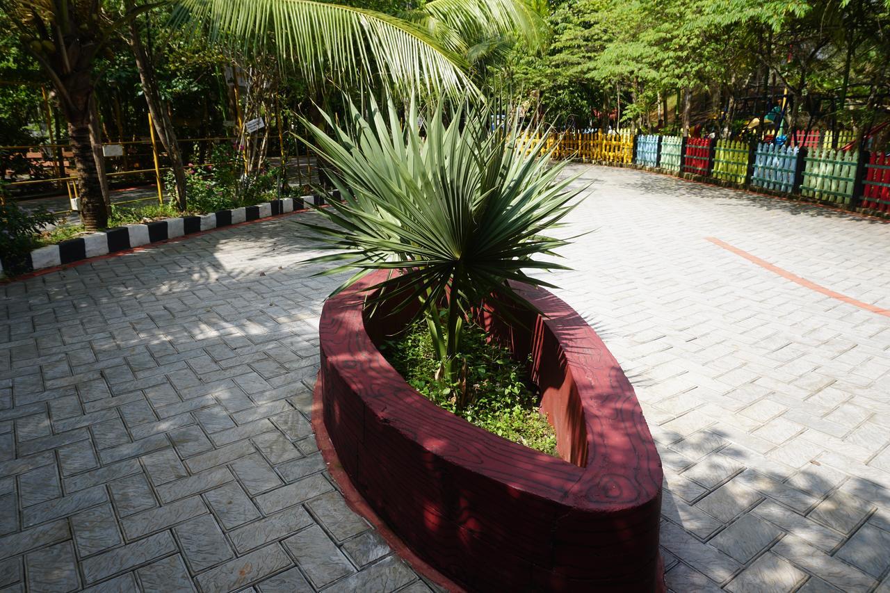 Mango Meadows Hotel Kottayam Exterior foto